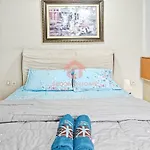 Large 3Br Rasuna Apt With Pool & Wi-Fi By 2Ndhome